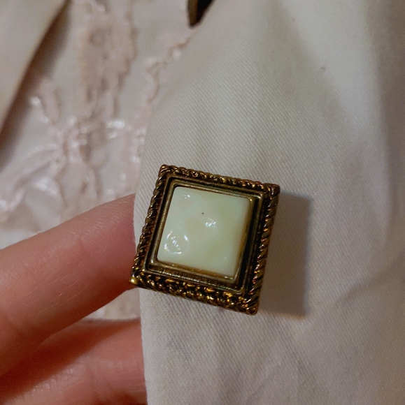 Jacket - Picture 4 of 4